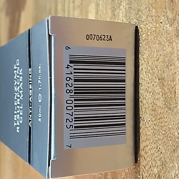 Elemis Tri - ENZYME RESURFACING GEL MASK - Picture 5 of 5